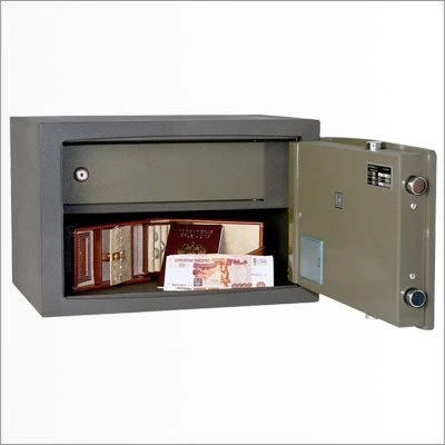 Взломостойкий сейф Safetronics NTR-24EМs